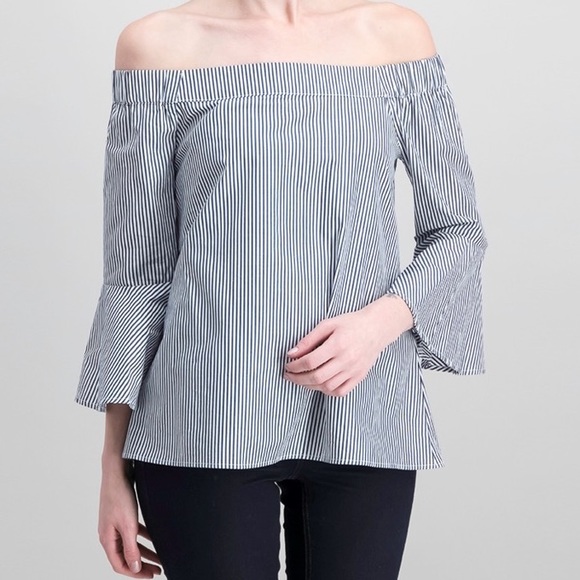 Cupio Tops - NEW Cupio Striped Off Shoulder Top NWT Size XL